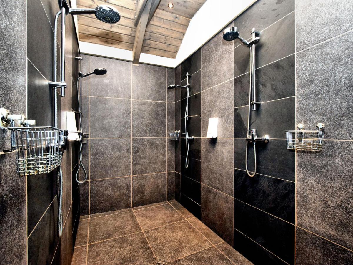 Beautiful Villa With Heated Outdoor Pool Manhay Zewnętrze zdjęcie