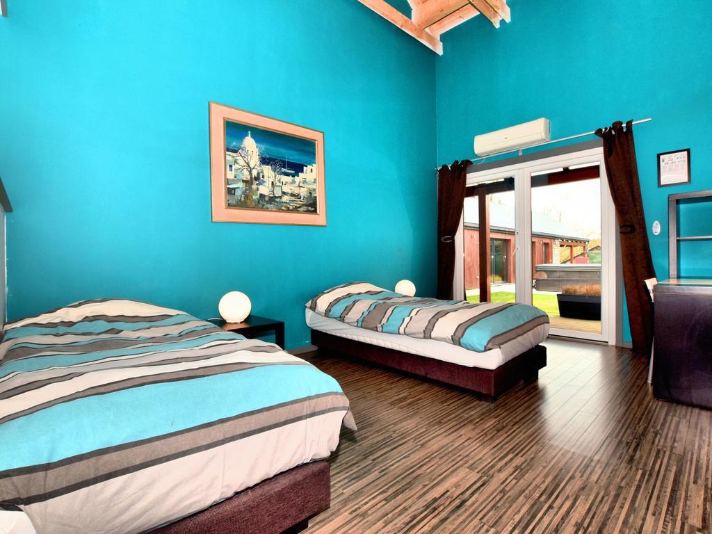 Beautiful Villa With Heated Outdoor Pool Manhay Zewnętrze zdjęcie
